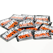 Indlæs billede til gallerivisning Single Cleaning Wipes - Sneaky - Lion Feet - Clean & Protect