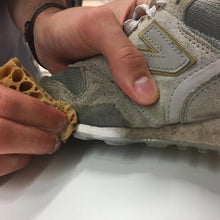 Indlæs billede til gallerivisning Yellow Buster - Kaps - Lion Feet - Clean & Protect